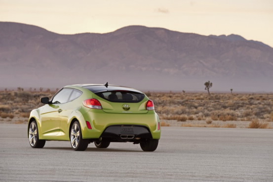 Hyundai Veloster 3.jpg